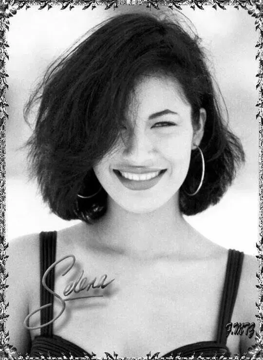 Breaking Down the Selena Quintanilla Bob Haircut Style
