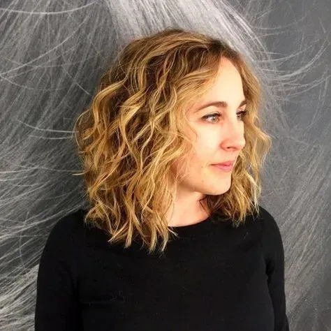 Getting the Perfect Long Bob Cut Curly Hair: Finding Your Stylist