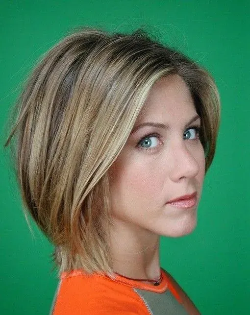 Getting Your Own Jennifer Aniston Bob Hair Cut: Tips and Tricks