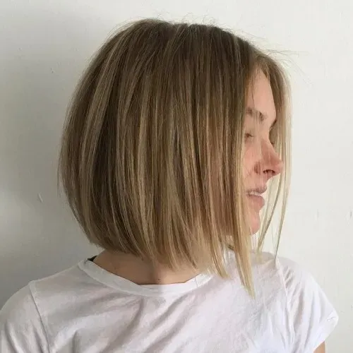 Styling Medium Bob Cuts for Thin Hair: Tips for Maximum Lift