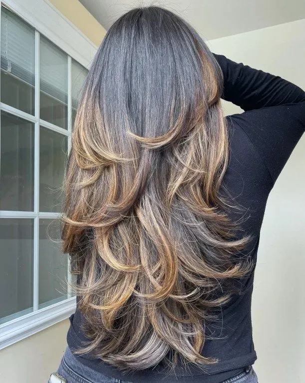 What Exactly is the Butterfly Cut for Long Hair?