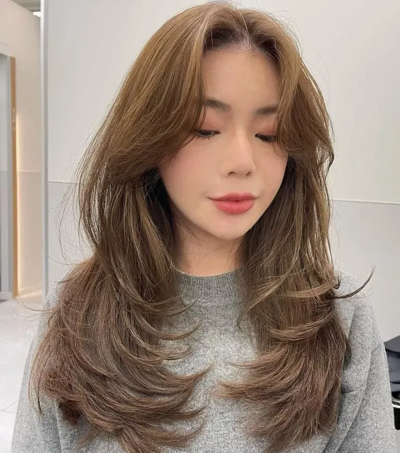 What Makes the Butterfly Cut Perfect for Asian Hair?