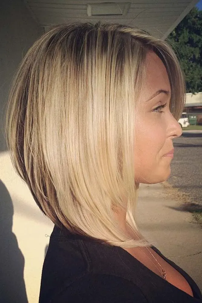 Why Medium Bob Hair Cuts Are Everywhere Right Now